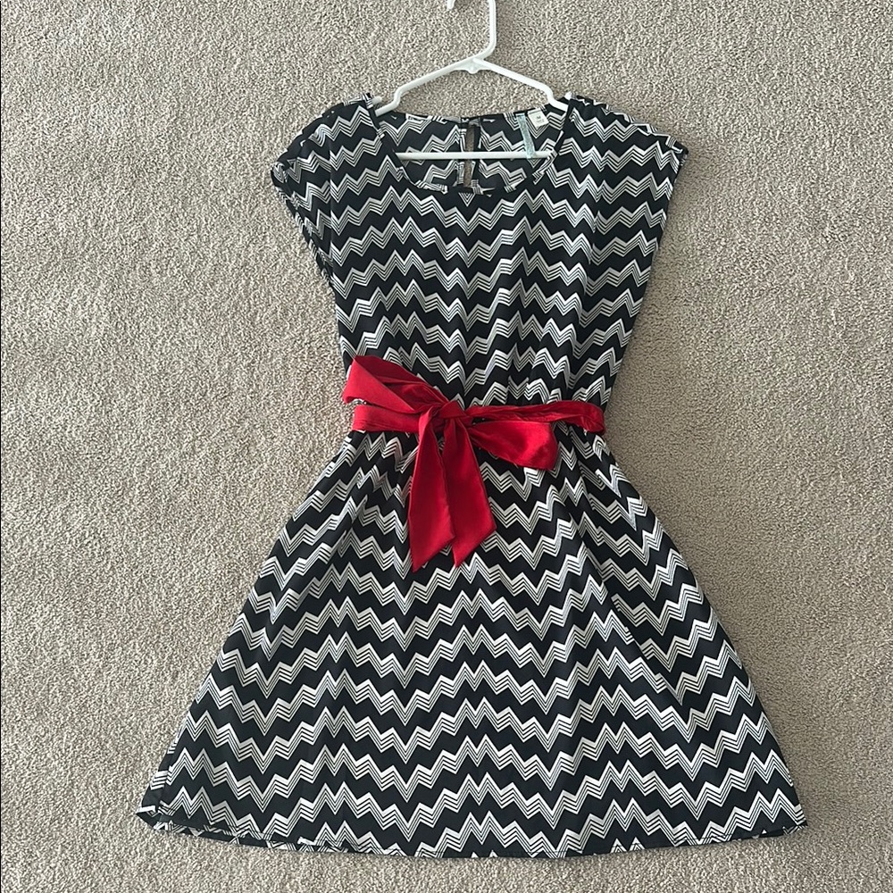 Modcloth Moonlight Black and White Chevron Dress with Red Waist Bow